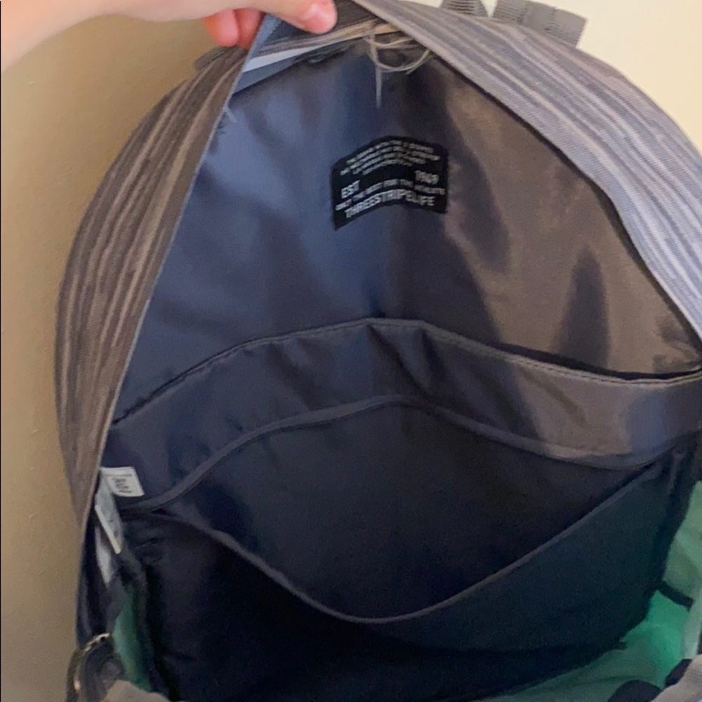 Adidas Backpack - Picture 4 of 8